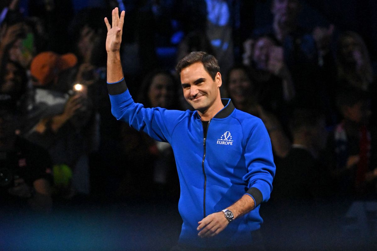 Roger Federer se despide del tenis tras una exitosa carrera.