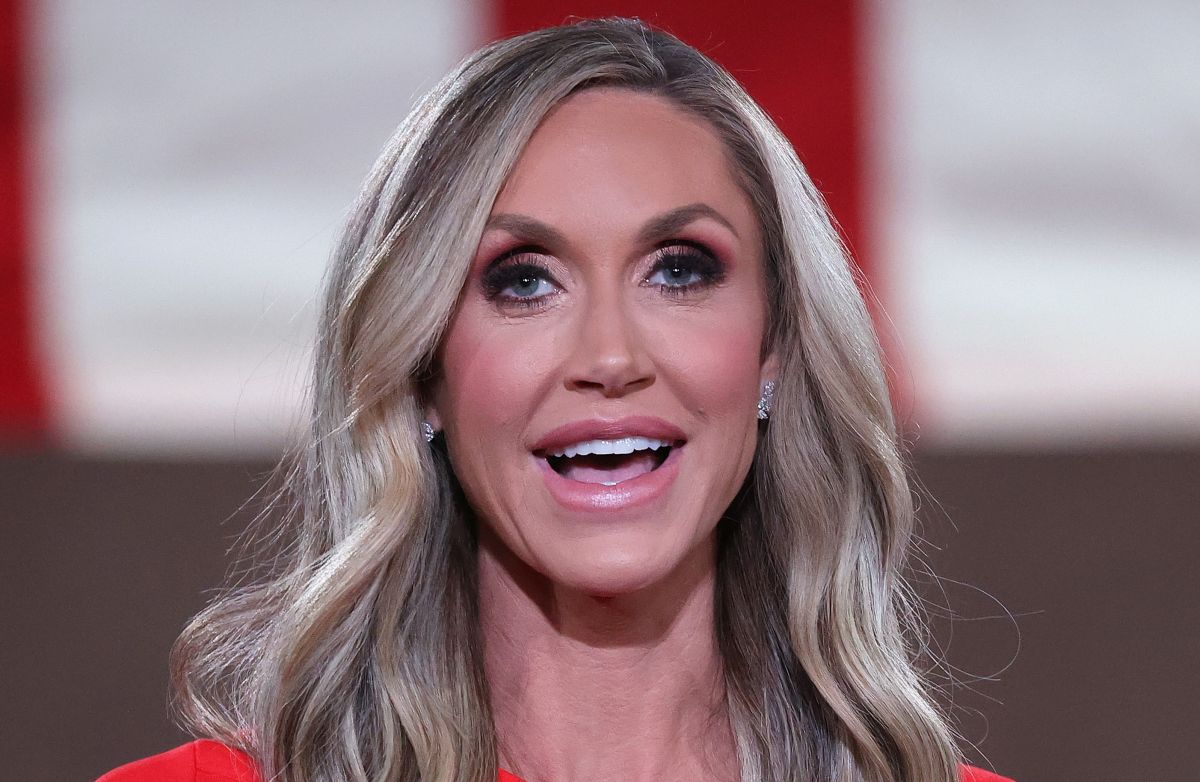 Lara Trump vislumbra que el arresto de su suegro lo consolida para ...