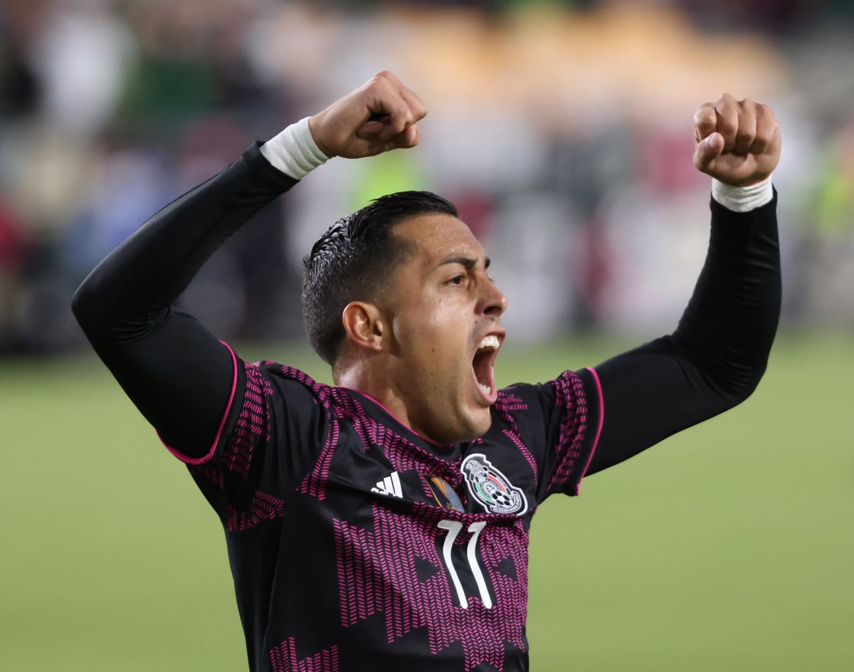 El "Mellizo" tiene cinco goles con El Tri.