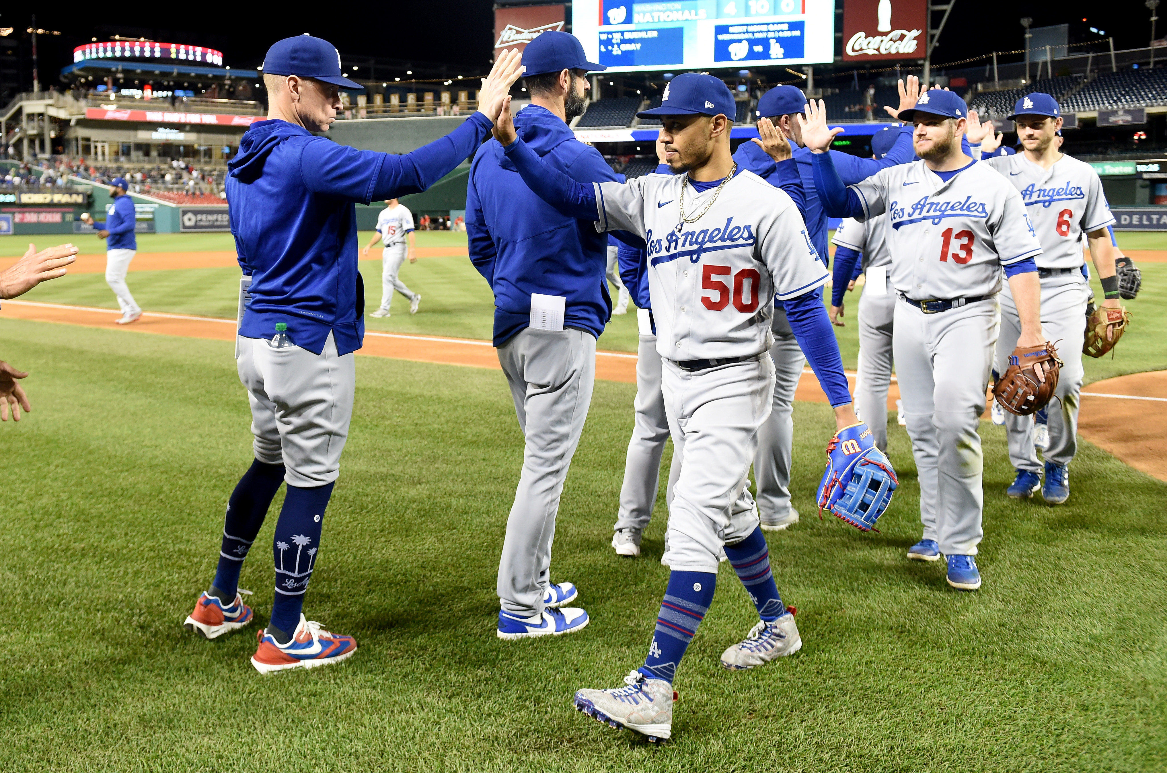 Un Récord De Casi 150 Años: LA Dodgers Registra 106 Victorias Por ...