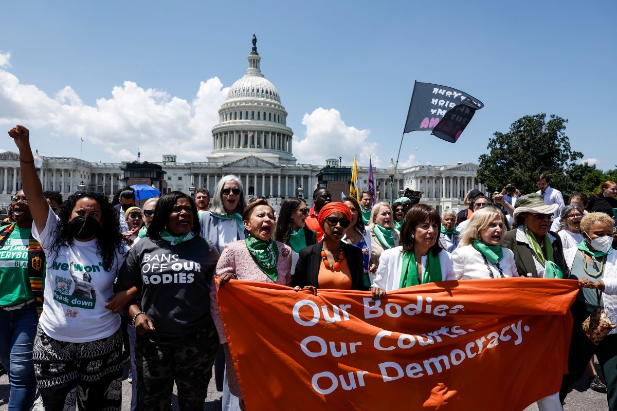 Граждане сша. Протесты в США 2022. Протест. Протесты в России. Протесты в Москве.