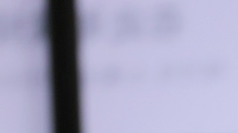 Más votantes latinos están dispuestos a votar por republicanos.