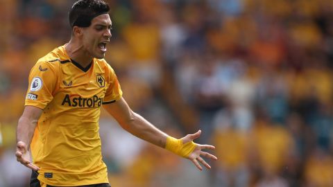 Raúl Jiménez, delantero mexicano del Wolverhampton de Inglaterra.