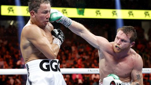 Canelo Álvarez conectó los mejores golpes en una victoria cómoda esta vez sobre Gennady Golovkin.