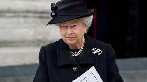 Reina Isabel II muere a los 96 años de edad