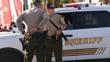 Alguaciles del Condado de San Bernardino intercambiaron disparos con el sospechoso en el área de Hesperia.