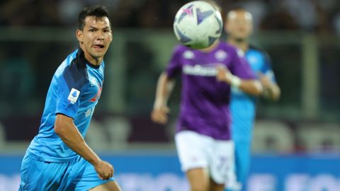 Hirving Lozano volverá con sus compañeros del Napoli luego de recibir un fuerte impacto en el rostro.