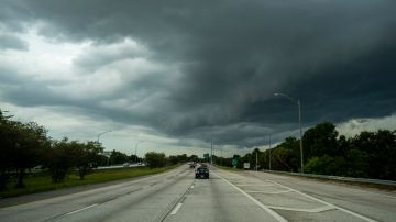 Huracán Ian altera su ruta y golpeará Venice, Florida como tormenta categoría 3 el miércoles por la noche, según pronóstico