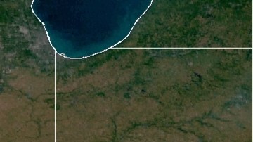 El huracán Ian se convirtió en una tormenta el viernes pero todavía es peligroso.