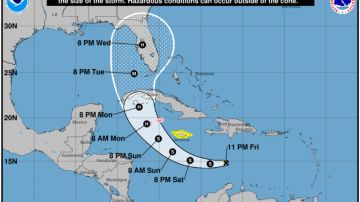 El cono muestra la posible trayectoria de la tormenta tropical Ian en los próximos 3 días.