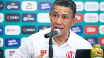 Ignacio 'Nacho' Ambriz, entrenador mexicano a cargo del Toluca.