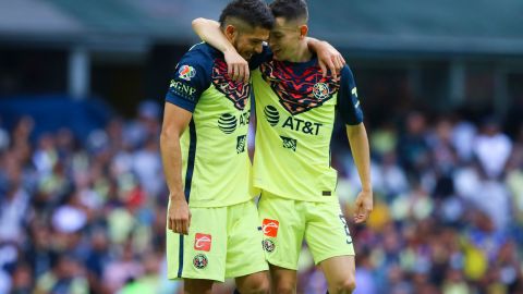 Henry Martín (i) y Álvaro Fidalgo (d) surgen como los dos mejores jugadores del Torneo Apertura 2022 de la Liga MX.