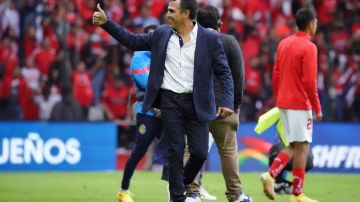 El entrenador habló del futuro de las Chivas.