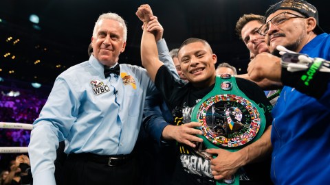 Isaac "Pitbull" Cruz.