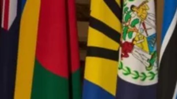 La reina Isabel II durante una reunión de la Mancomunidad de Naciones.