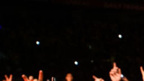 Joven sufre robo de su celular en concierto, aparece en China Ha viajado más que tú