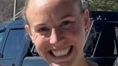 El cuerpo de la maestra fue encontrado este lunes en la parte trasera de un apartamento. Eliza fue secuestrada el viernes de madrugada.