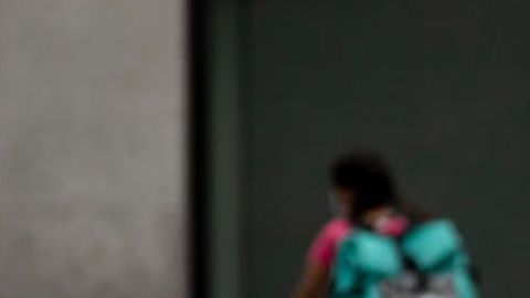Repartidor vive la más incómoda e insólita experiencia al entregar un pedido, historia se hace viral