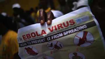 El ébola no ha dejado de atacar a la población en África