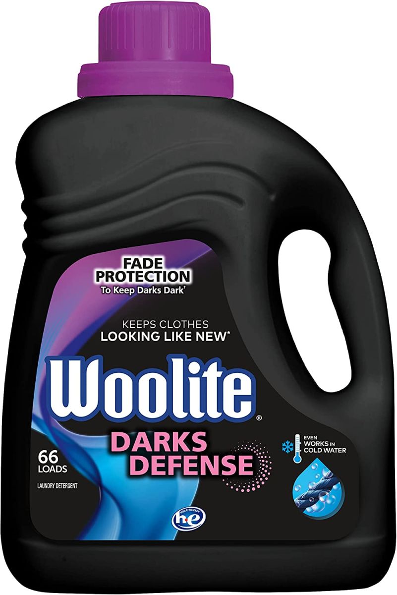 4 detergentes para lavar la ropa negra disponibles en Amazon - La Opinión