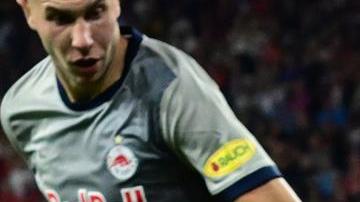 El defensor sustituyó al capitán del equipo, Davide Calabria.