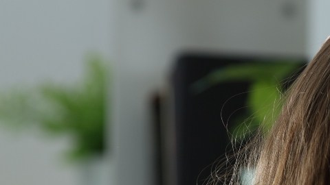 La depresión, la soledad y la infelicidad envejecen más rápido que fumar
