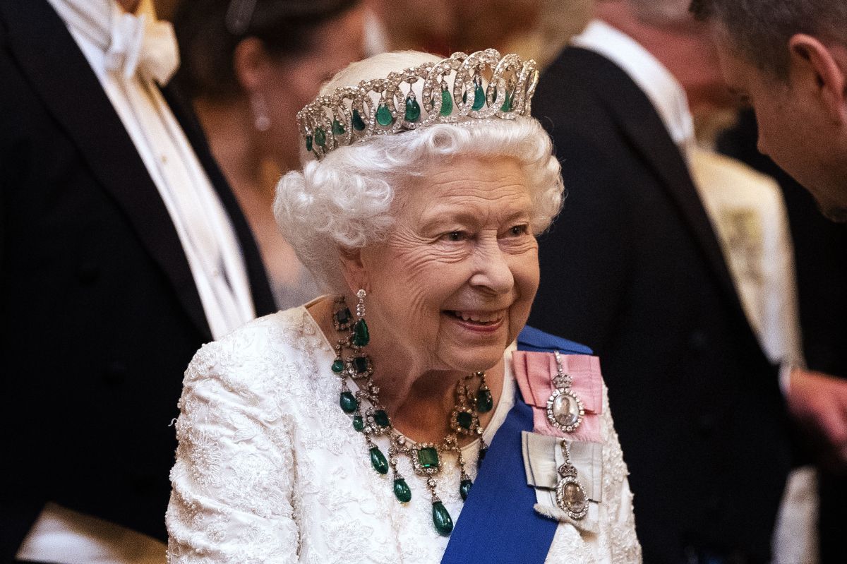 El Departamento de Cultura, Medios y Deportes estimó que el impacto del funeral de la reina Isabel II le costaría a la economía del Reino Unido unos 2.300 millones de libras (2.600 millones de dólares).