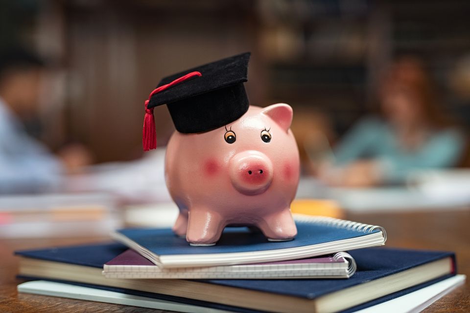 How school loans are affecting your credit