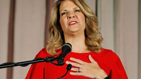 Kelli Ward logró engañar a los donantes y obtuvo millones de dólares en fondos.