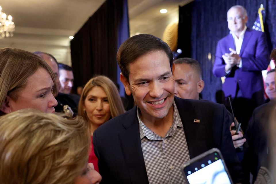 Hispanic Voters in Florida Support Senator Rubio in Midterm Elections