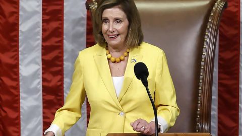 Nancy Pelosi sabe que los demócratas están arriba en la preferencia de los votantes.