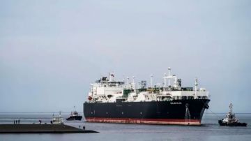 Los barcos llenos de gas que esperan frente a las costas europeas