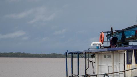 Es probable que el fenómeno atmosférico se degrade  a tormenta tropical.