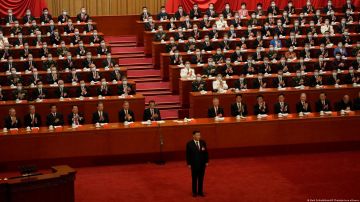 Xi: China jamás renunciará al uso de la fuerza en Taiwán