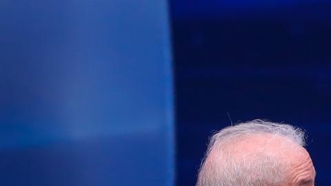 Lula y Bolsonaro juegan sucio en un durísimo debate