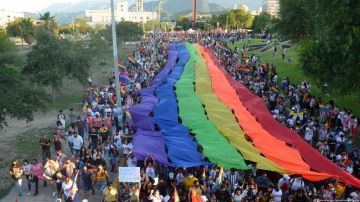Matrimonio igualitario ya es legal en todo México
