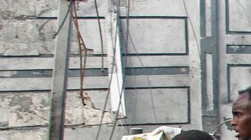 Somalia: suman 100 muertos y 300 heridos por coches bomba