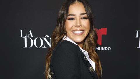 Danna Paola enamorada de Alex Hoyer | Mezcalent.