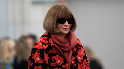 Anna Wintour en el desfile de Tory Burch en el New York Fashion Week en 2018.