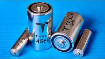 En septiembre de 2020, Tesla presentó su innovadora propuesta de baterías llamada 4680