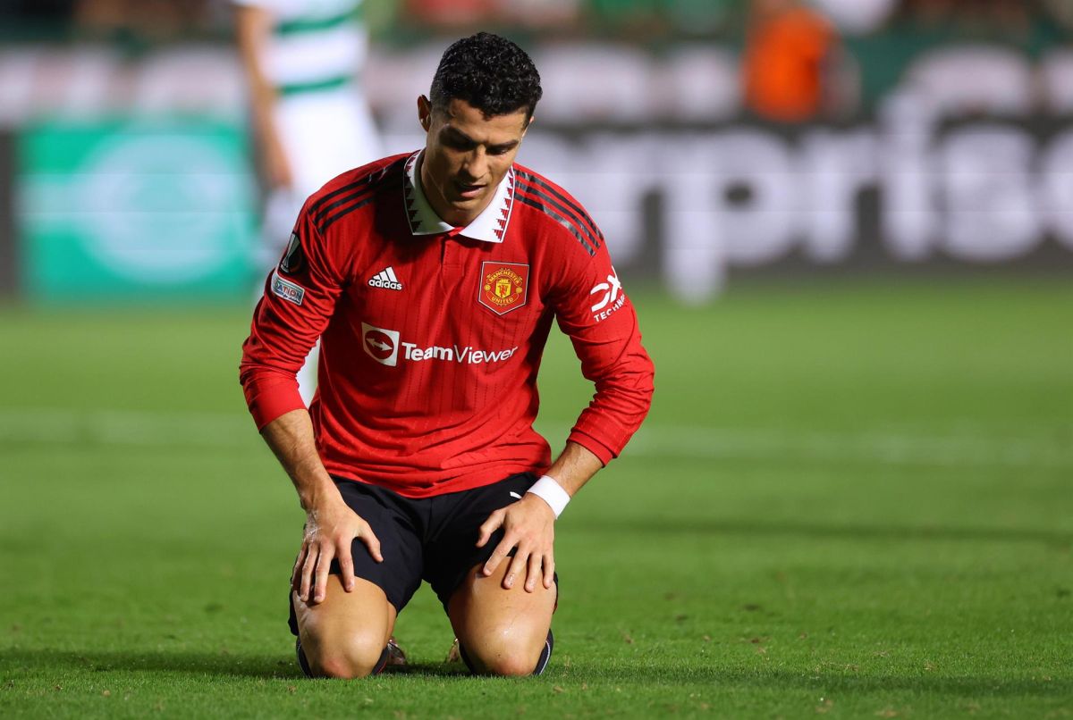 Cristiano Ronaldo confirms his bad moment and misses a goal on an empty goal in the Europa League (Video)