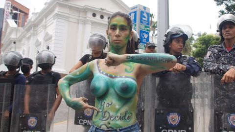 Arleth Figueredo Rodríguez, quien se quitó el sostén en concierto de Servando y Florentino es activista por lo derechos de la mujer