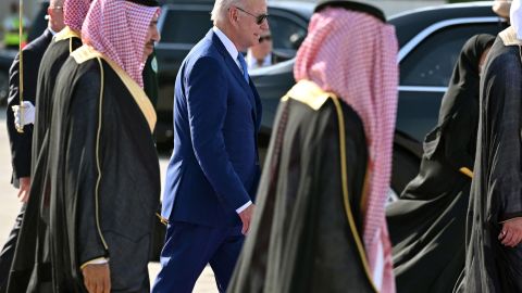 El presidente Joe Biden enfrenta problemas sobre acuerdos con Arabia Saudita sobre el petróleo.