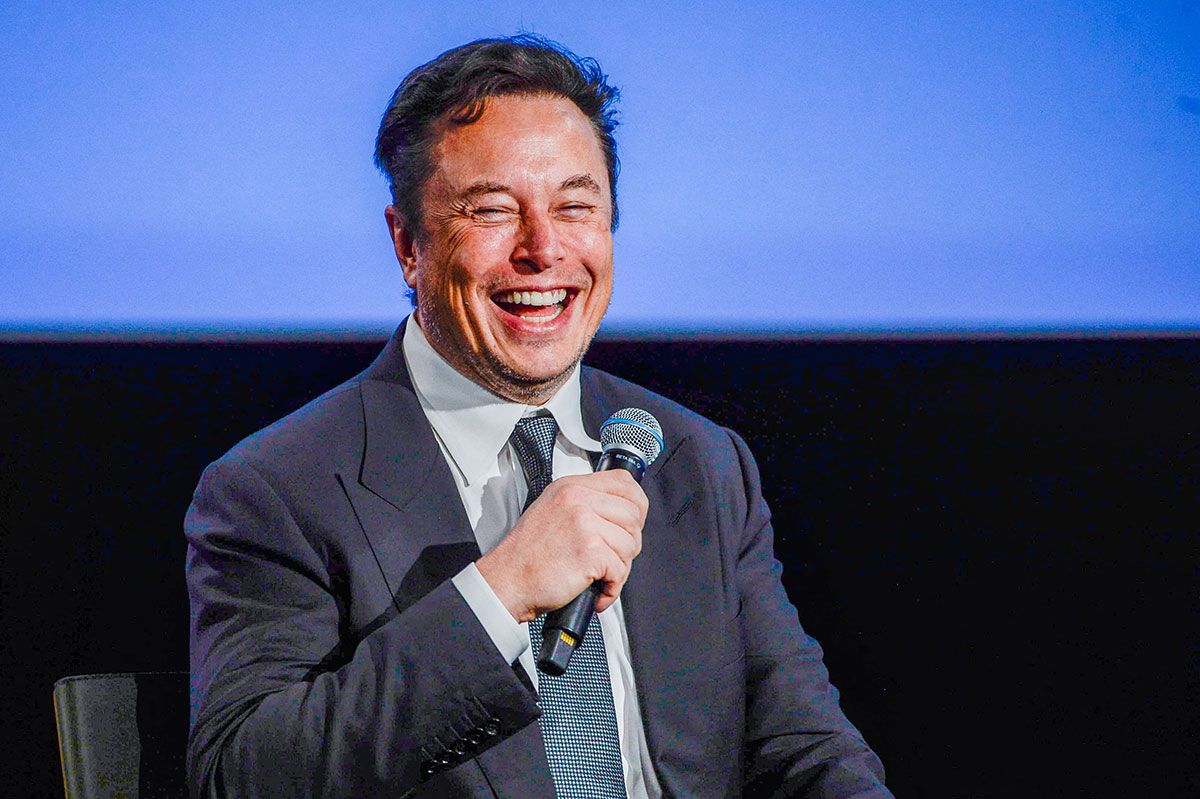 Elon Musk ya es dueño de Twitter.