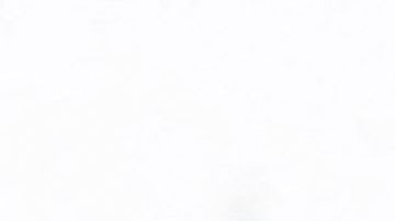 Un miembro del Ejército Mexicano de guardia frente a la fachada acribillada a balazos de la Municipalidad de San Miguel Totolapan.