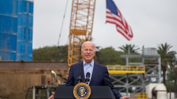El presidente Joe Biden visitó el Proyecto de Tránsito de Extensión de la Línea D del Metro de los Ángeles.