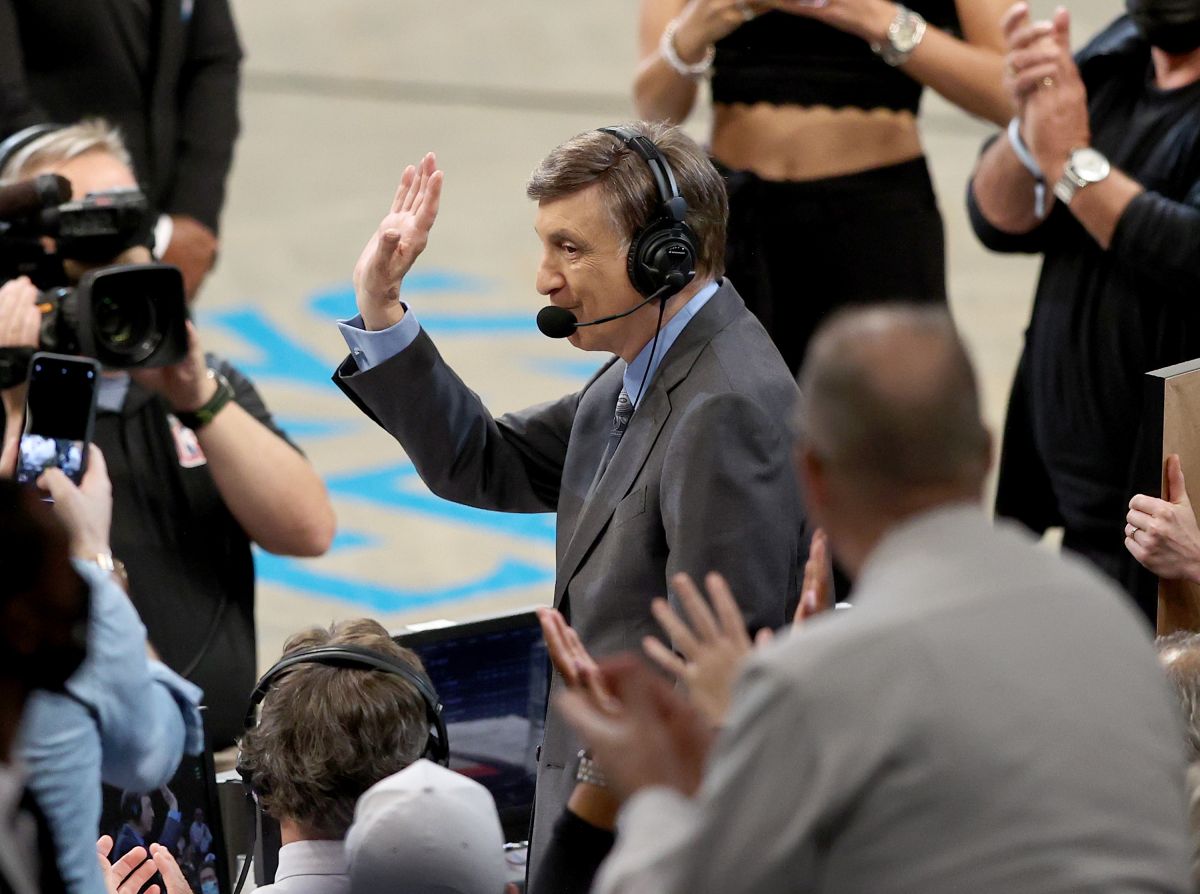 Marv Albert, “the voice of basketball”, and his case for sexual assault