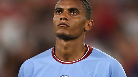 El defensa suizo Manuel Akanji durante uno de los últimos partidos del Manchester City en la UEFA Champions League 2022.