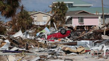 El huracán Ian destruyó completamente numerosas viviendas a su paso por Florida.