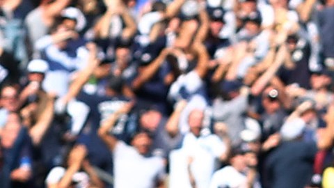 Giancarlo Stanton después de conectar jonrón en el segundo juego de la Serie Divisional ante los Guardianes de Cleveland en la MLB.